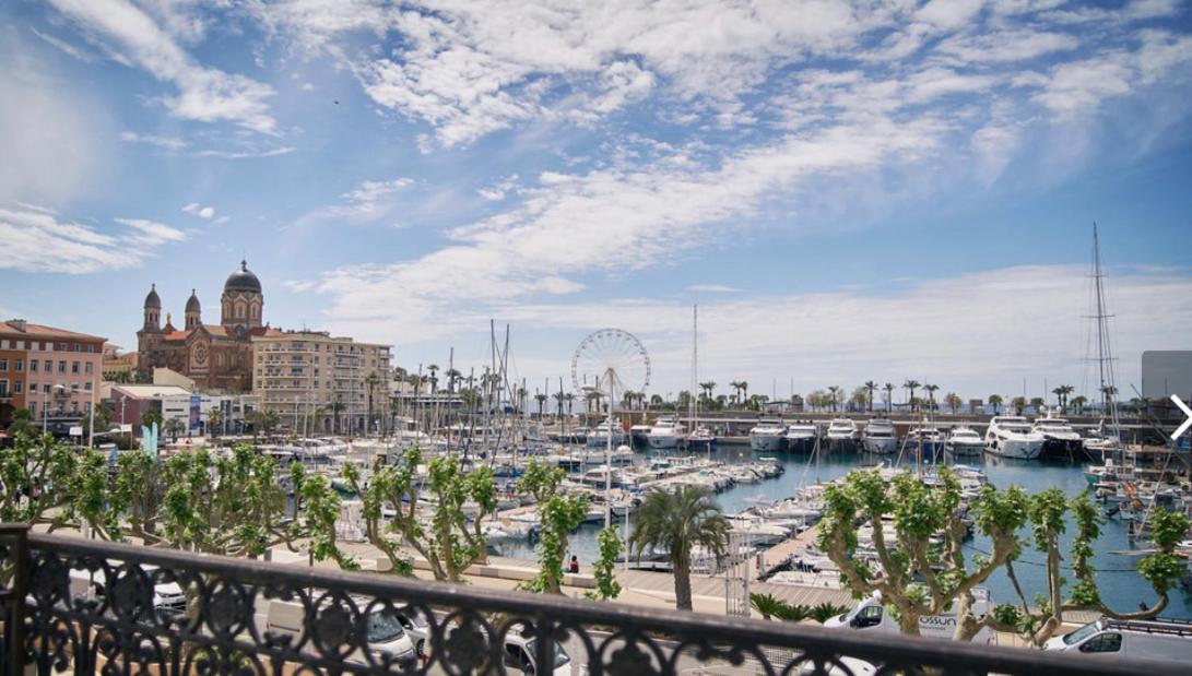 Hotel Du Vieux Port Saint-Raphaël Εξωτερικό φωτογραφία
