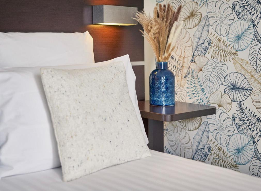 Hotel Du Vieux Port Saint-Raphaël Εξωτερικό φωτογραφία