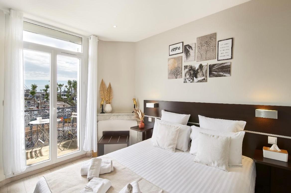 Hotel Du Vieux Port Saint-Raphaël Εξωτερικό φωτογραφία